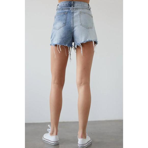 NEW DESSIN STUDIO two-tone colorblocked denim short in light denim - Picture 5 of 5